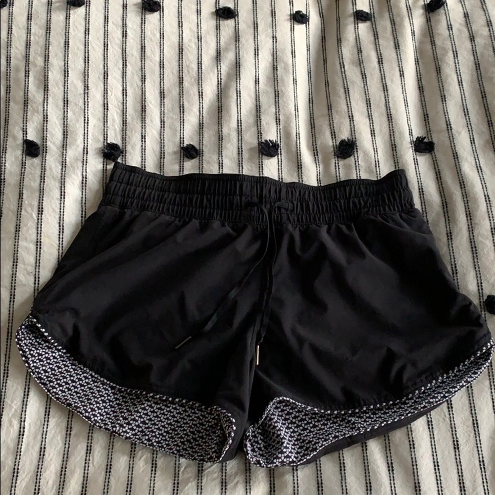 Lululemon reversible shorts. Size 8.